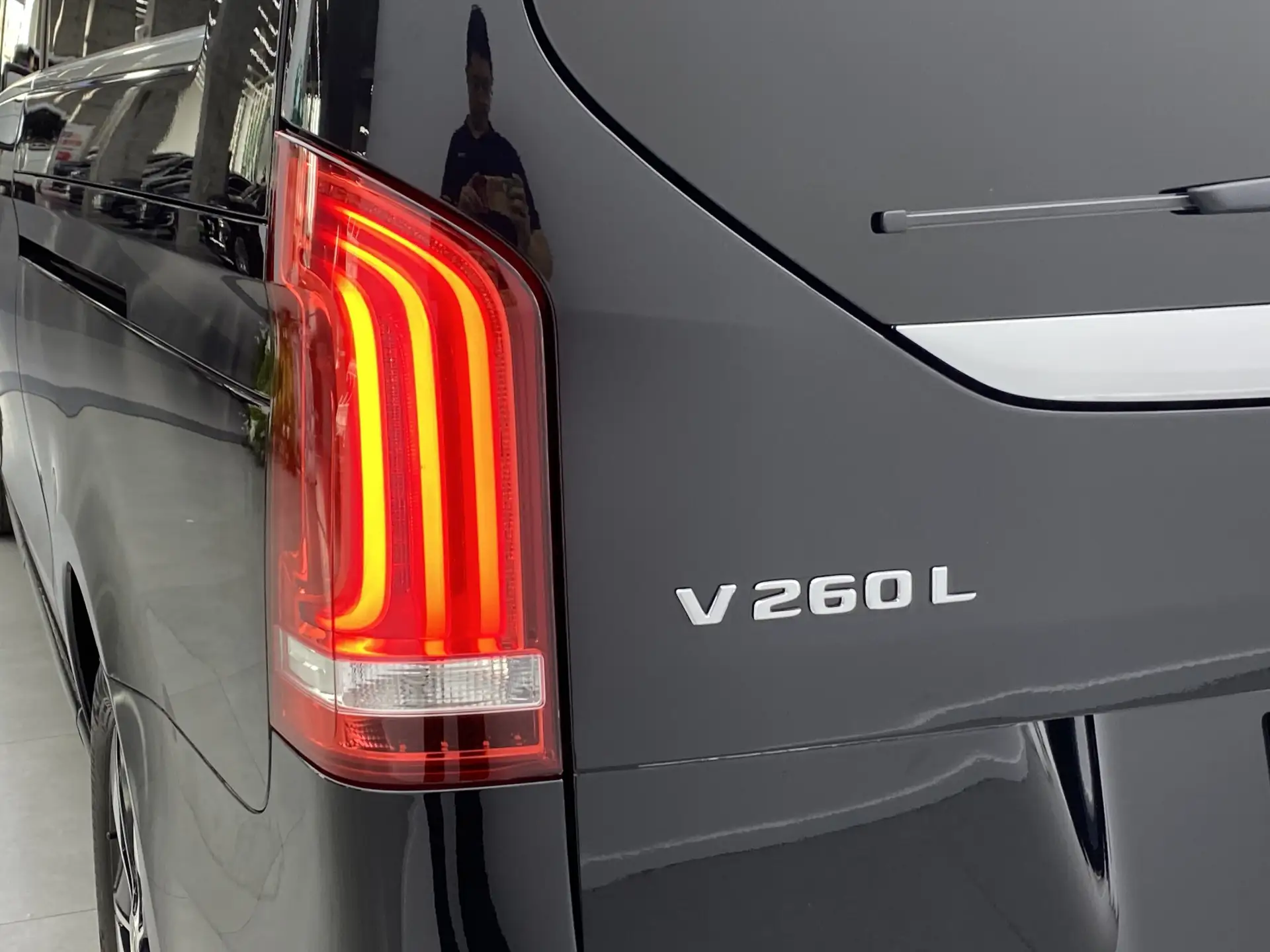 Mercedes-Benz V, 2021 35