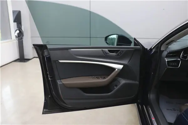 Audi A7L 45 TFSI, 2023 10