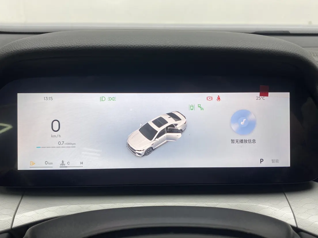 Geely Preface, 2026 16
