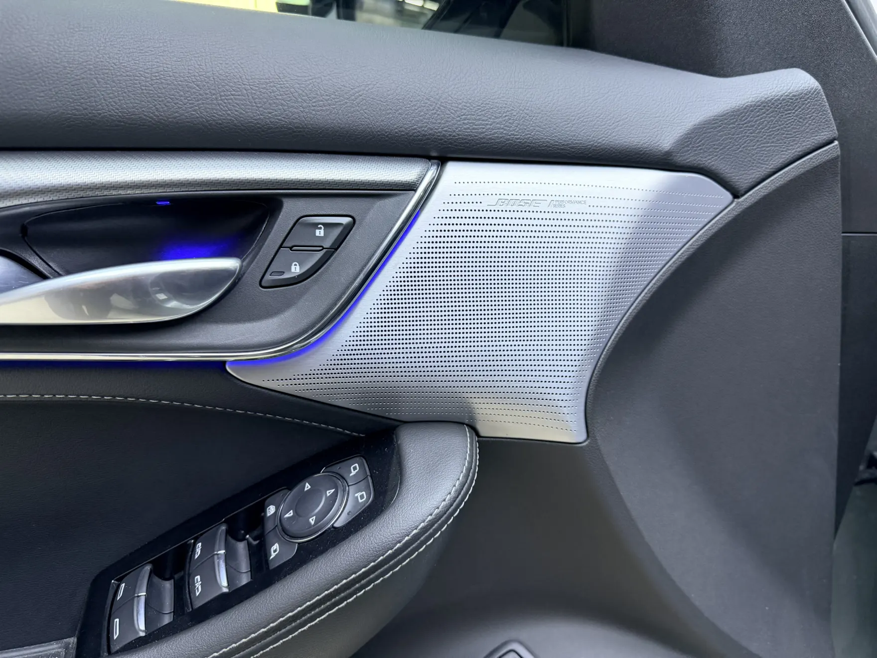 Cadillac CT5, 2023 13