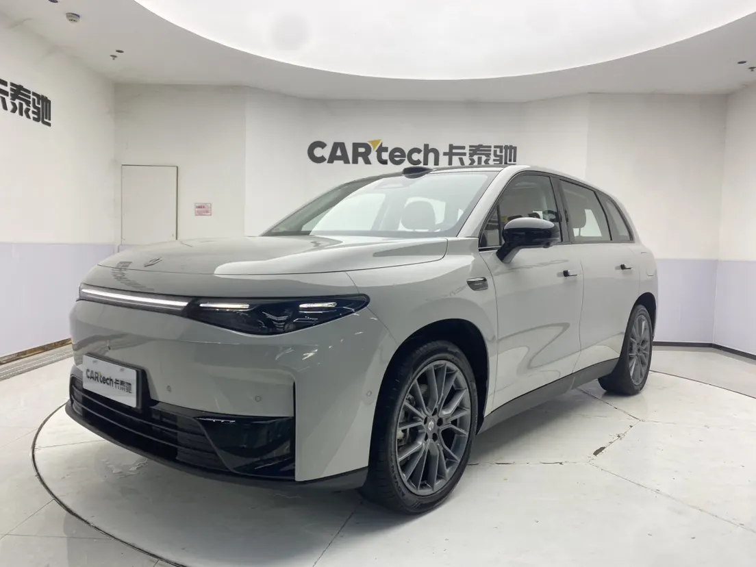 Leapmotor C10