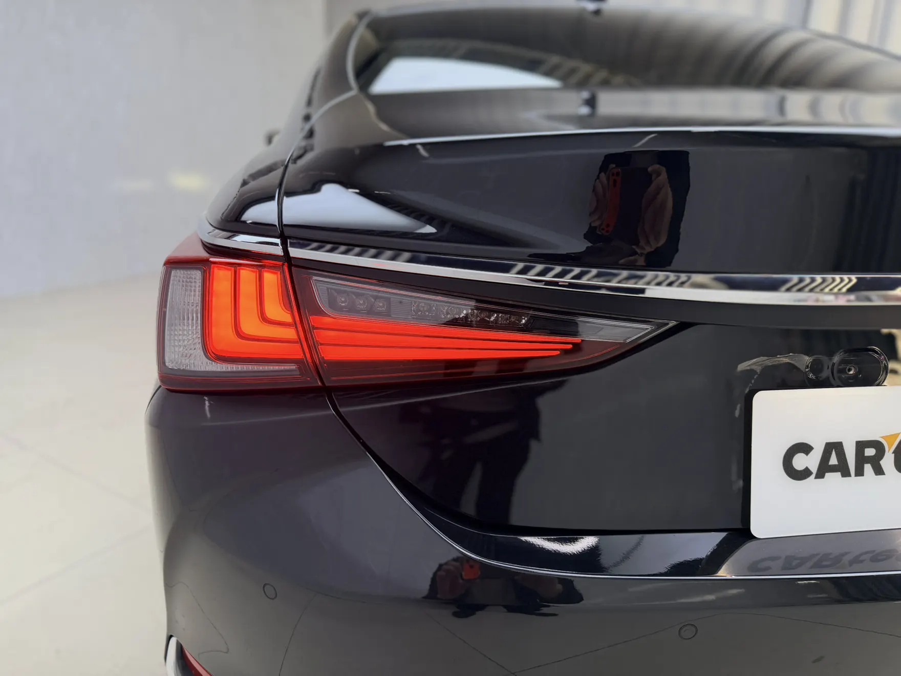 Lexus ES 200, 2023 9