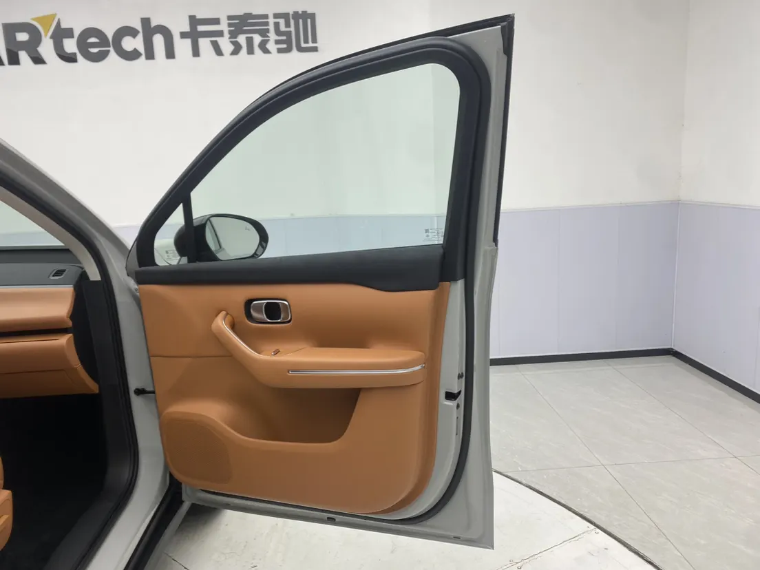 Leapmotor C10, 2025 28