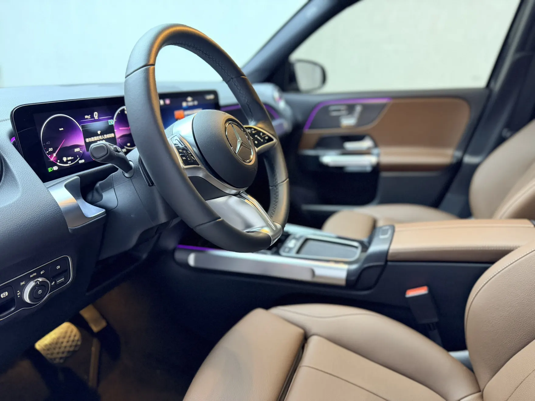 Mercedes-Benz GLB, 2025 18