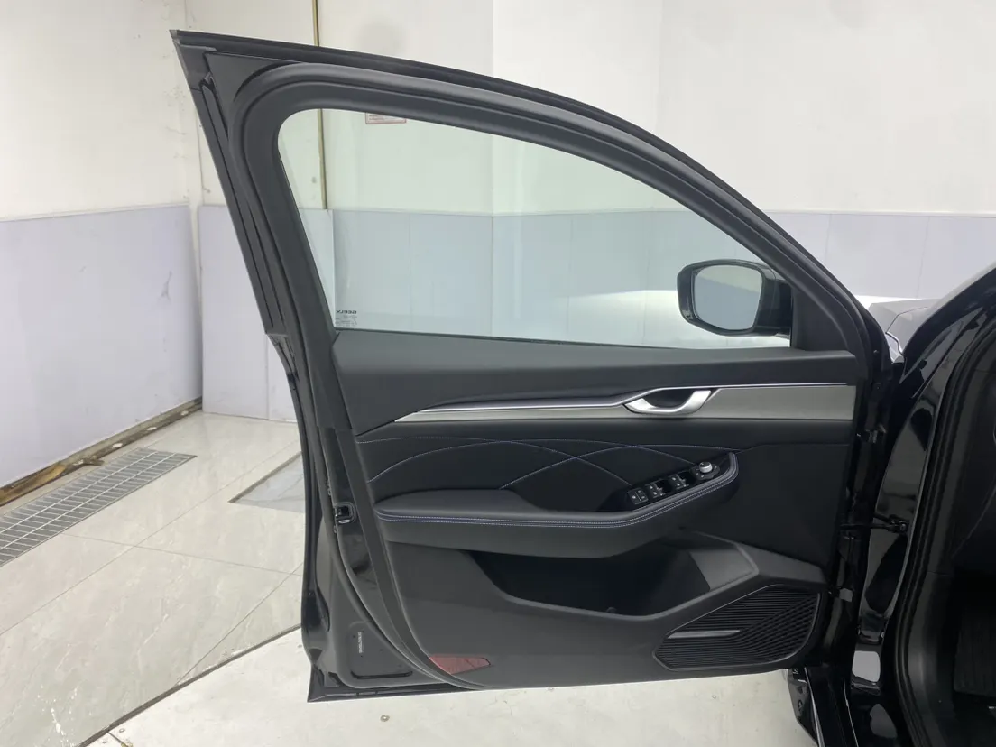 Geely Preface, 2026 17