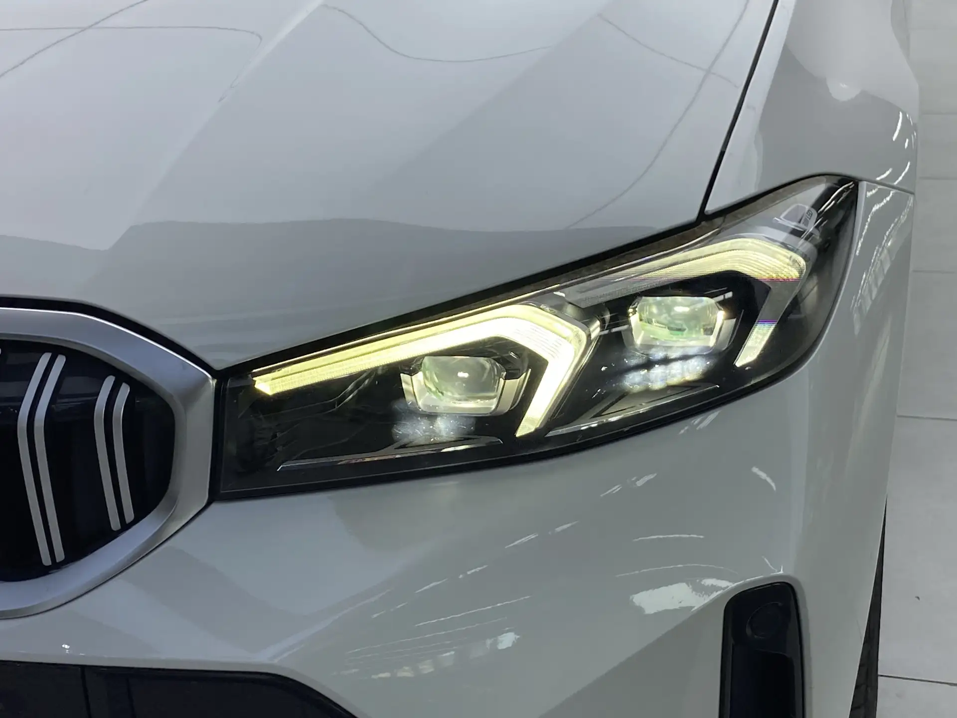BMW 320Li, 2022 10