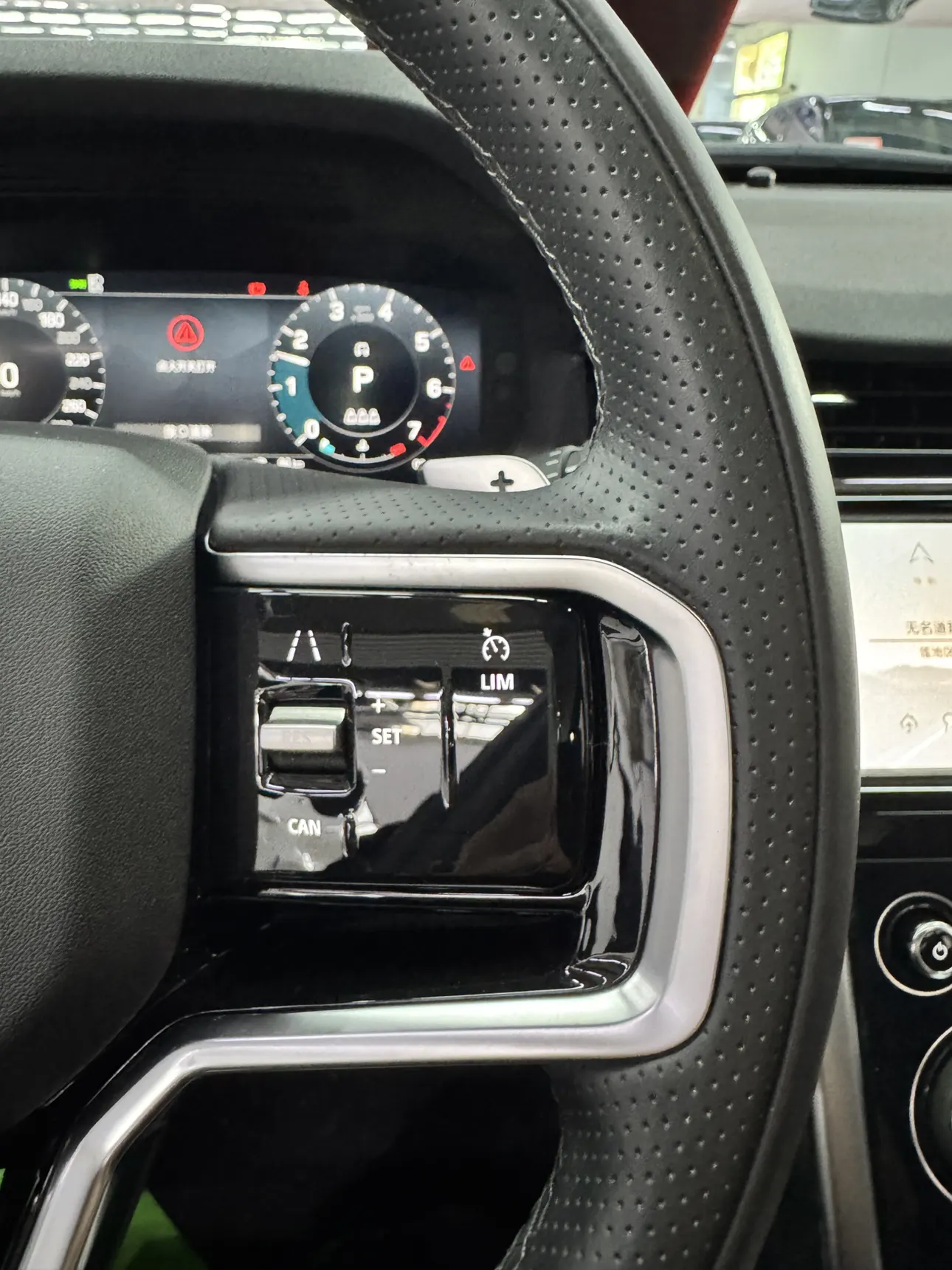 Land Rover Discovery Sport, 2023 16
