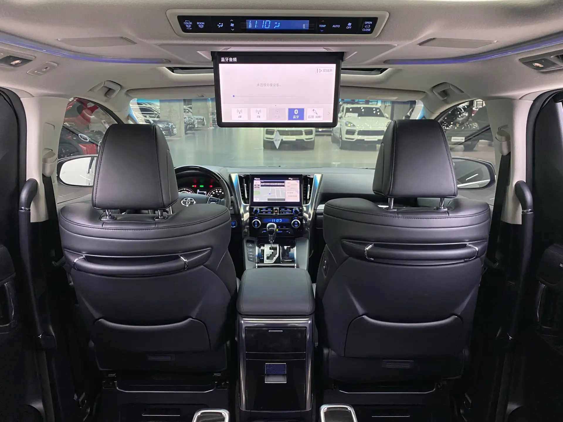 Toyota Vellfire, 2023 13