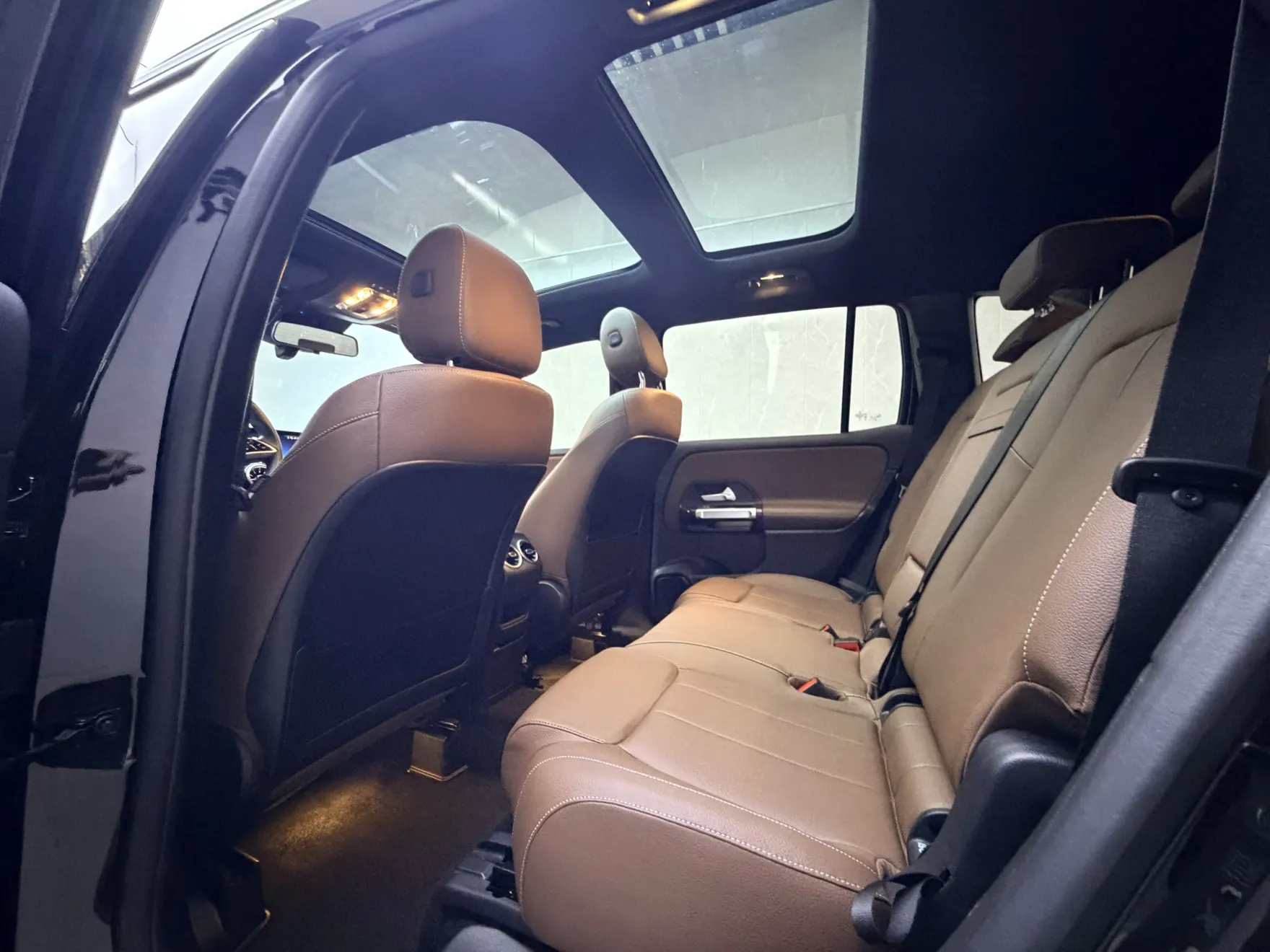 Mercedes-Benz GLB, 2025 14