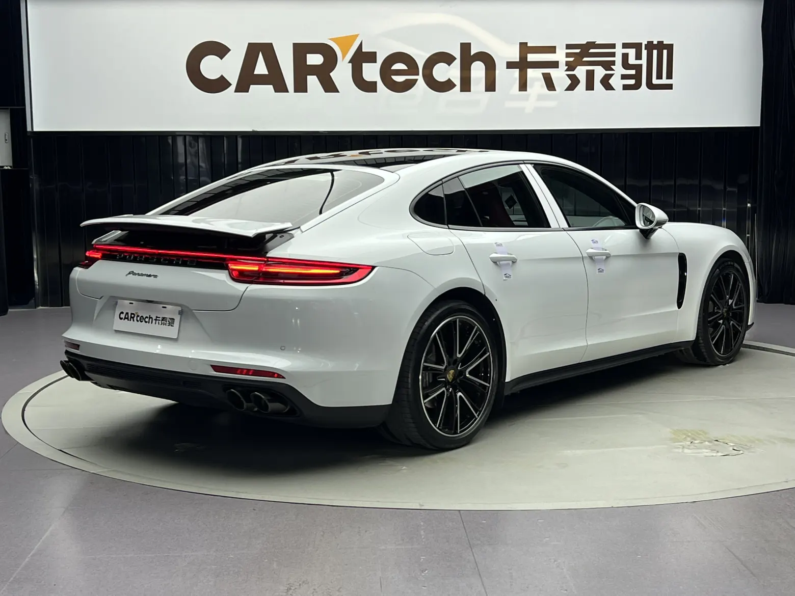 Porsche Panamera, 2020 все фото