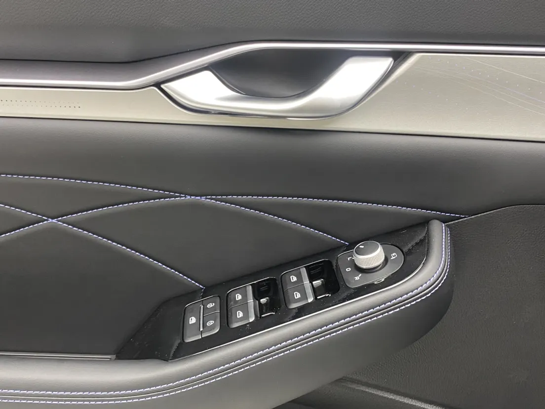 Geely Preface, 2026 25