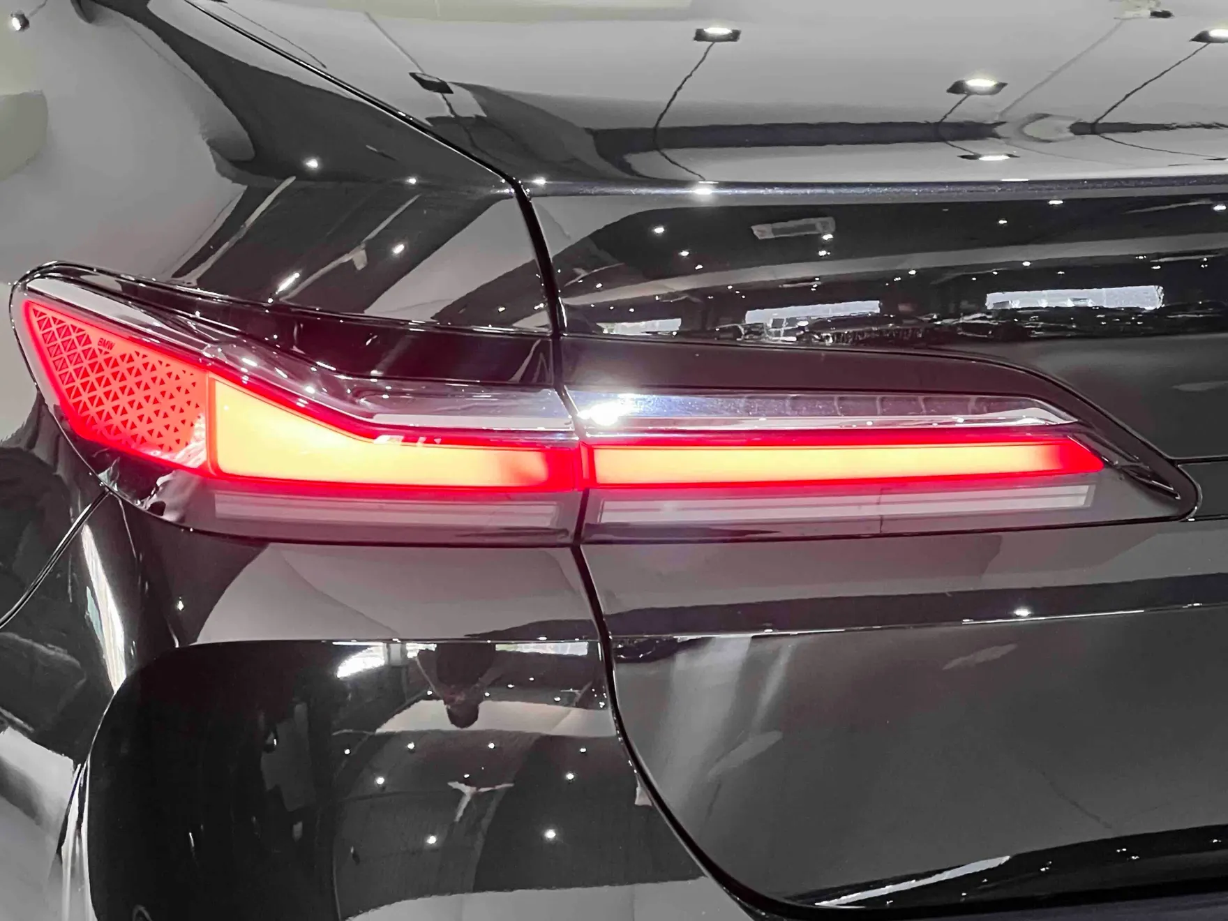 BMW 735Li, 2025 9
