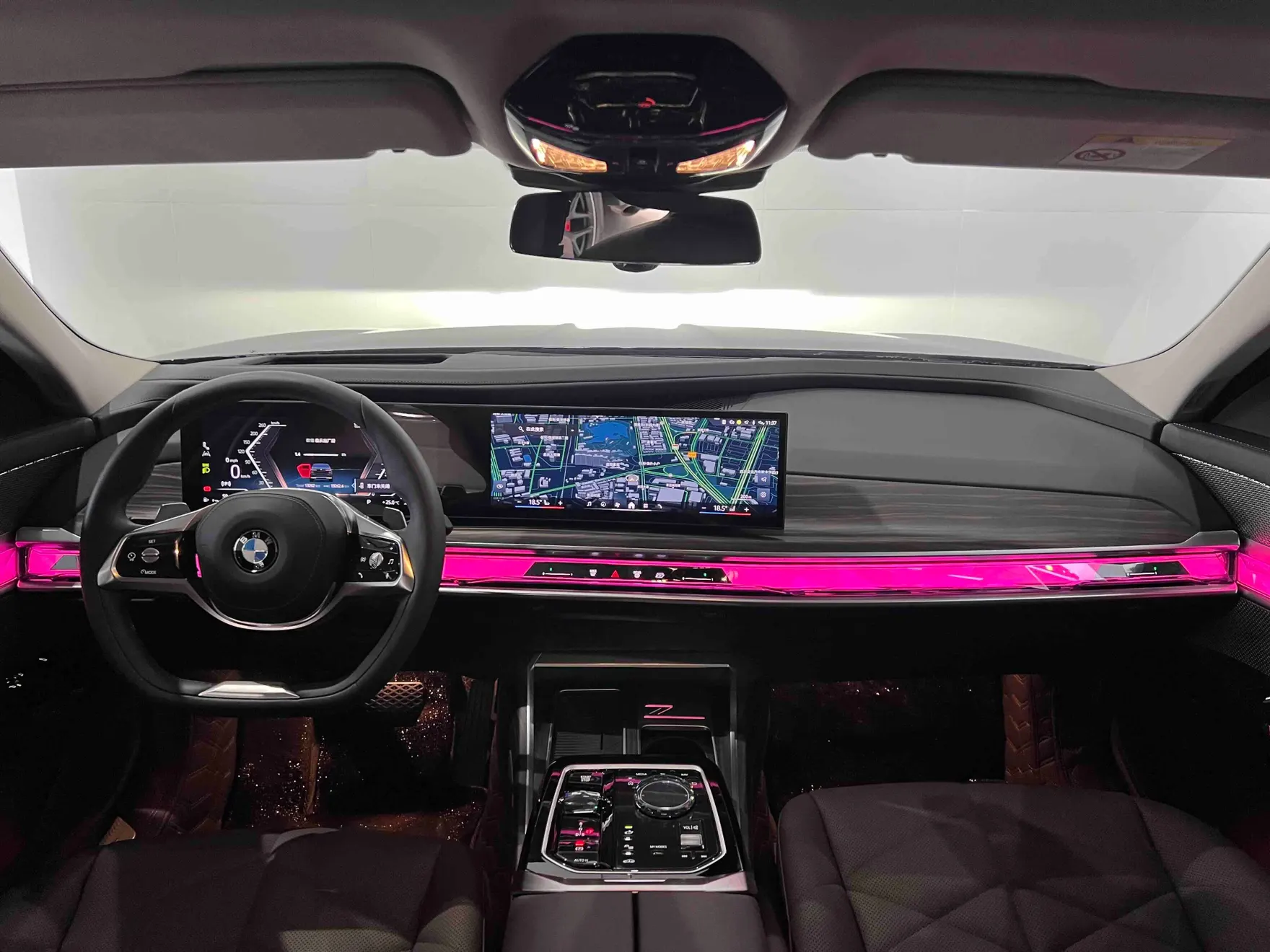 BMW 735Li, 2025 15
