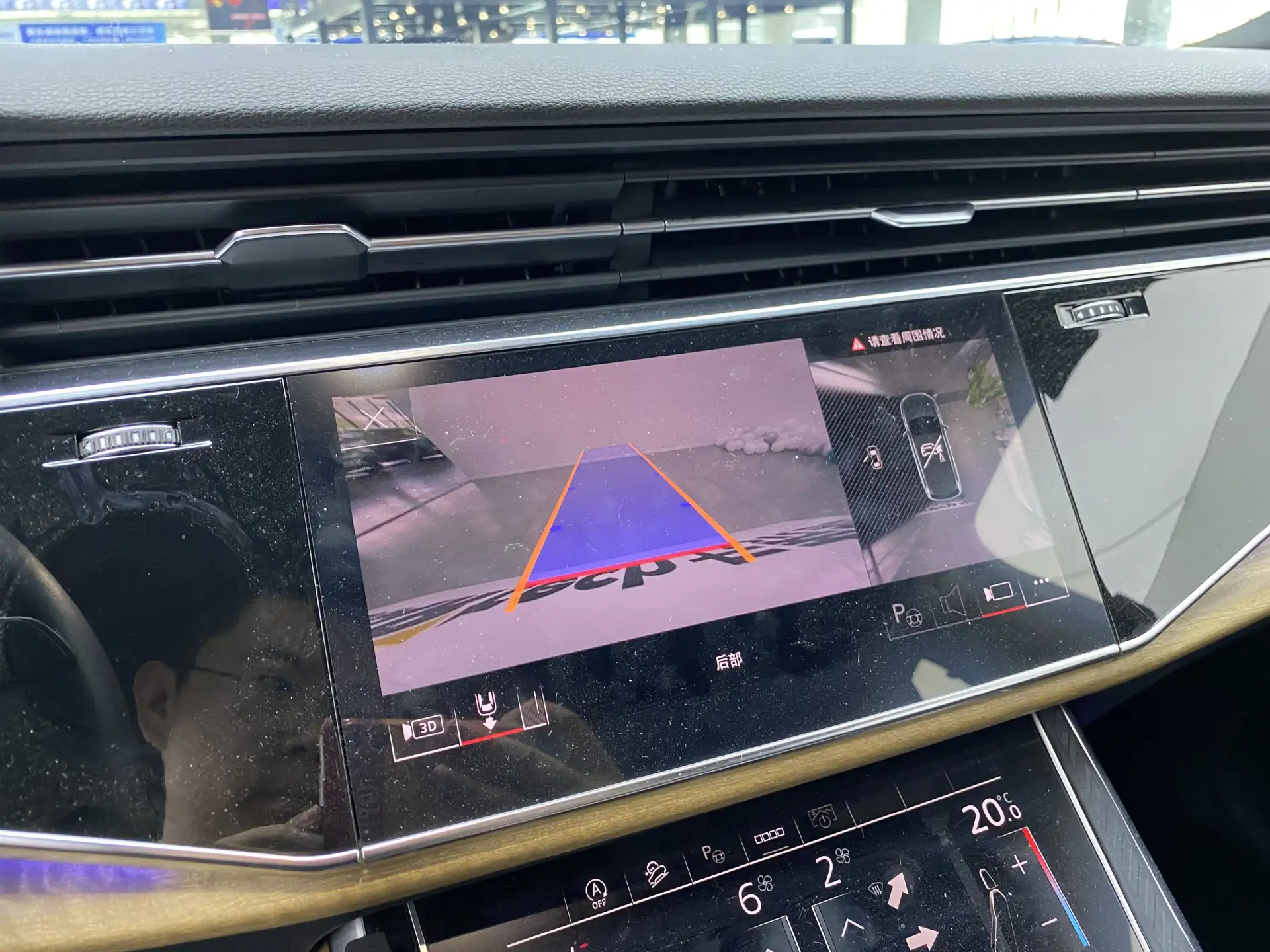 Audi Q7 55 TFSI, 2022 9