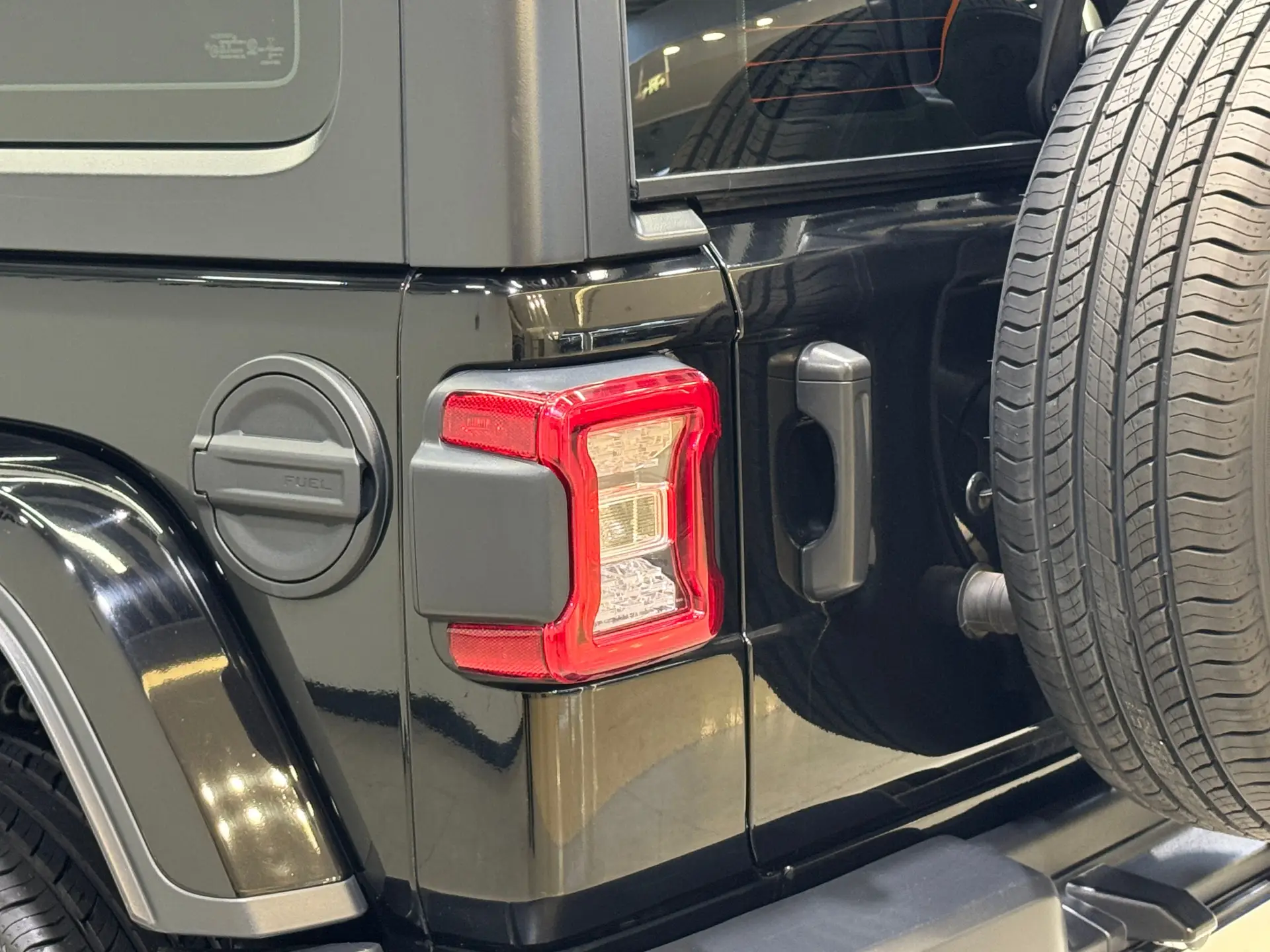 Jeep Wrangler, 2021 4