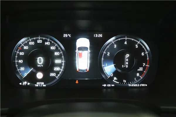 Volvo V90, 2020 3