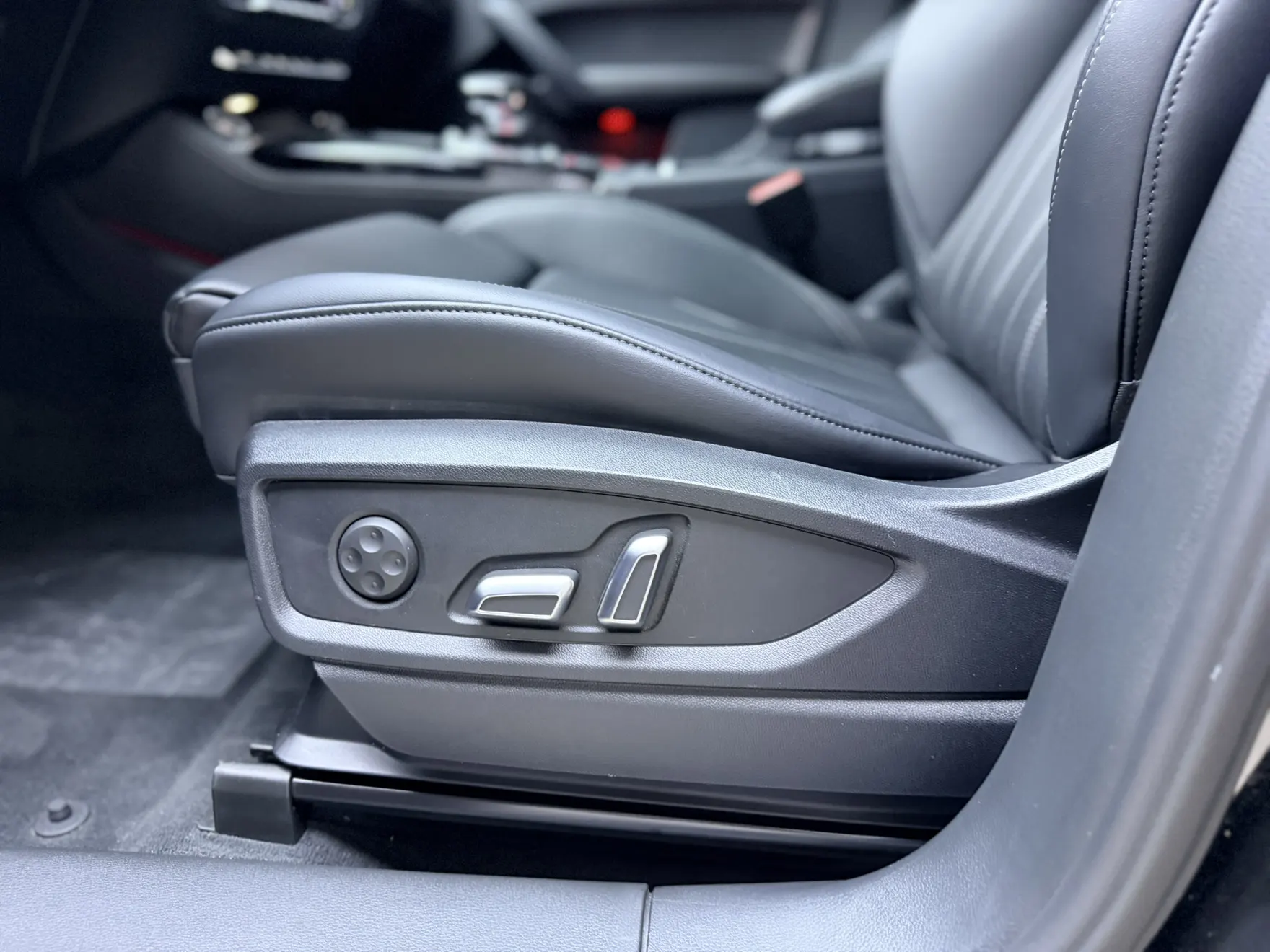 Audi Q5L 45 TFSI, 2024 12