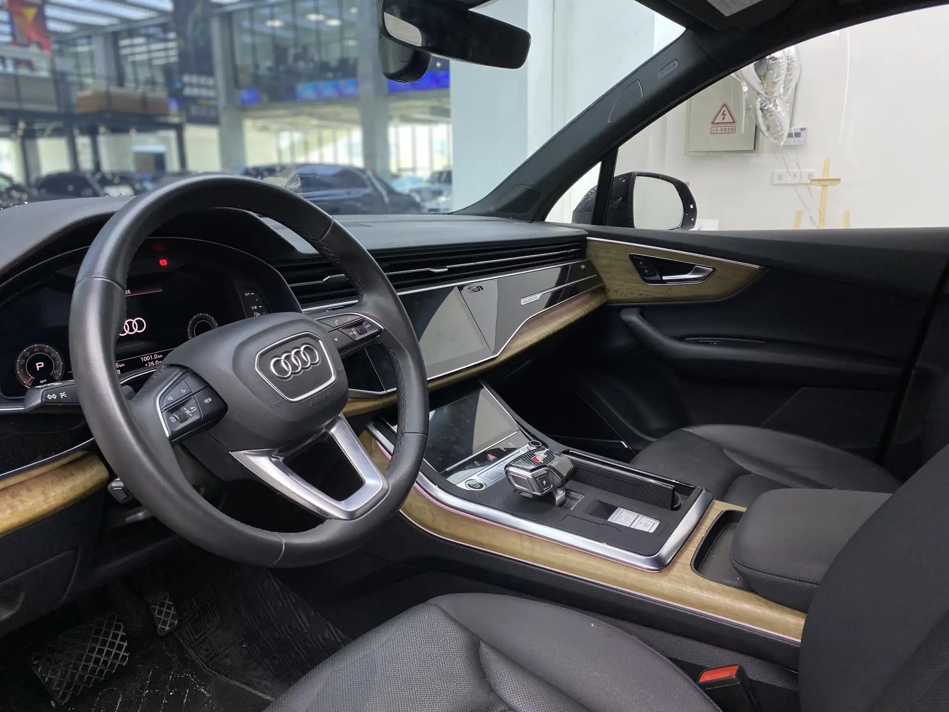 Audi Q7 55 TFSI, 2022 все фото
