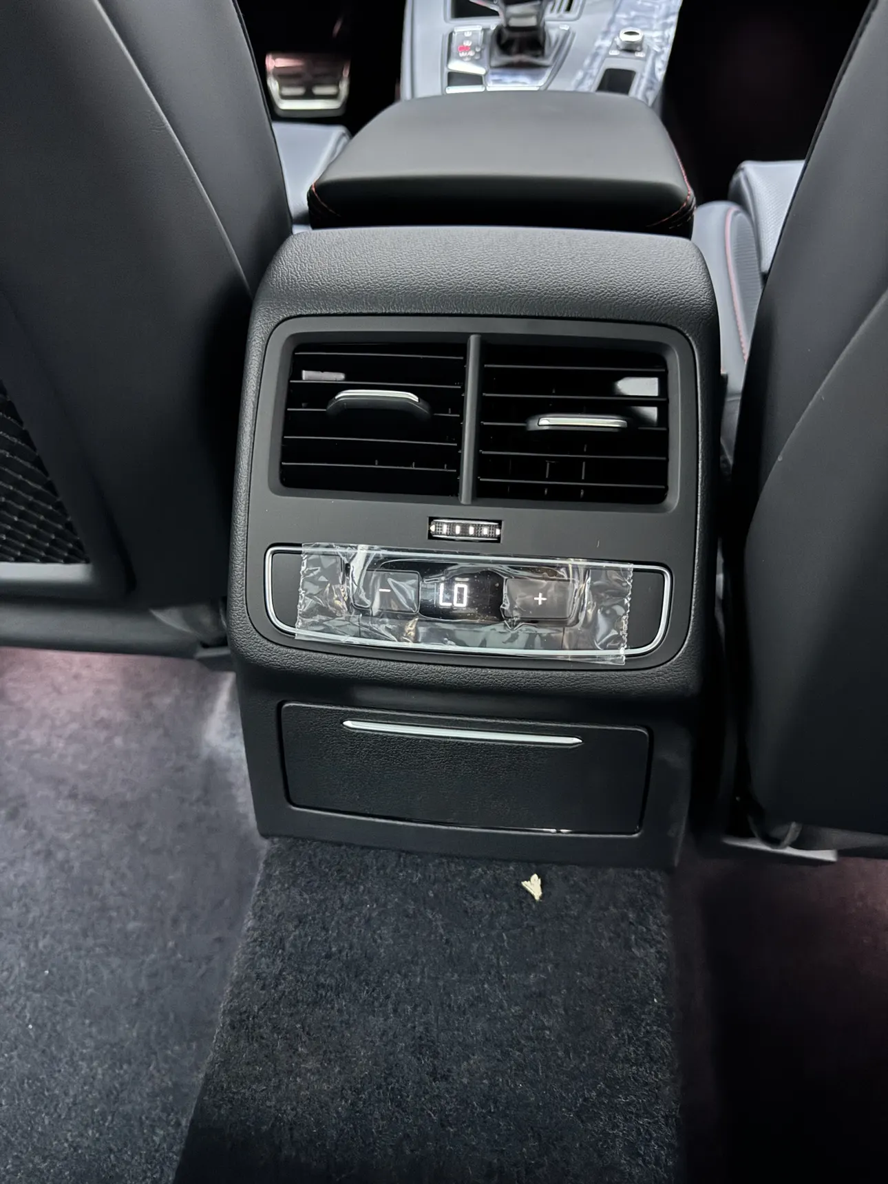 Audi A4L, 2026 18