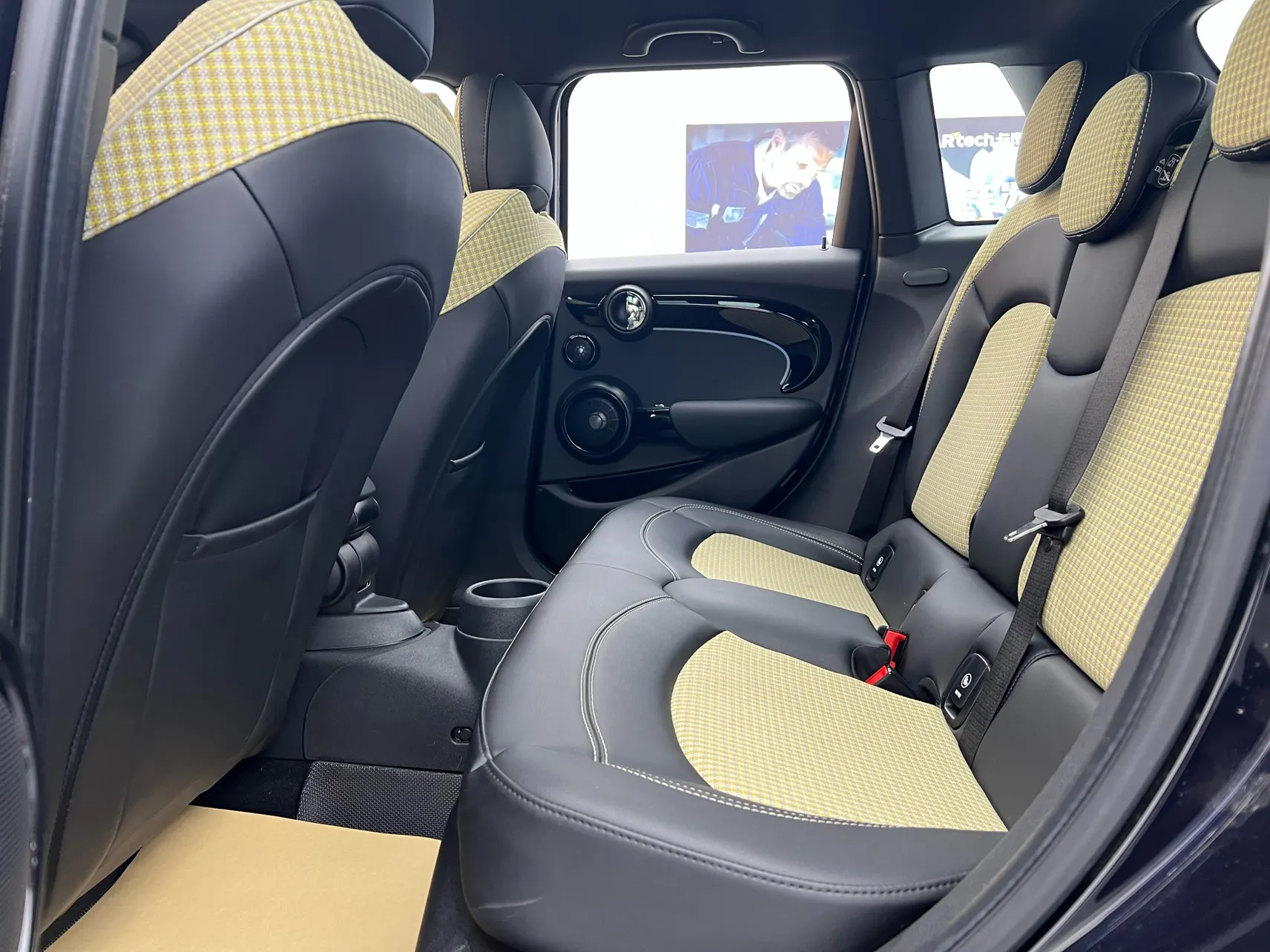 Mini Cooper, 2023 20