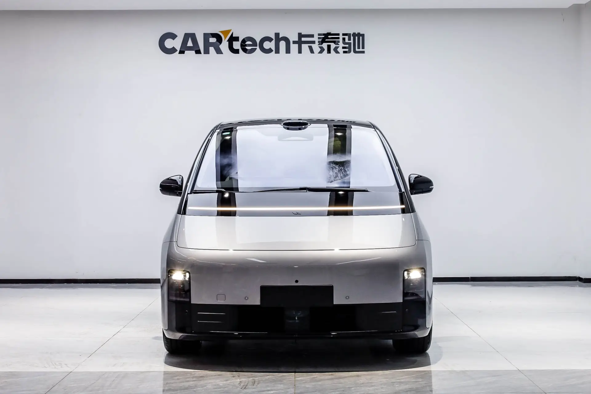Li Auto MEGA, 2025 2