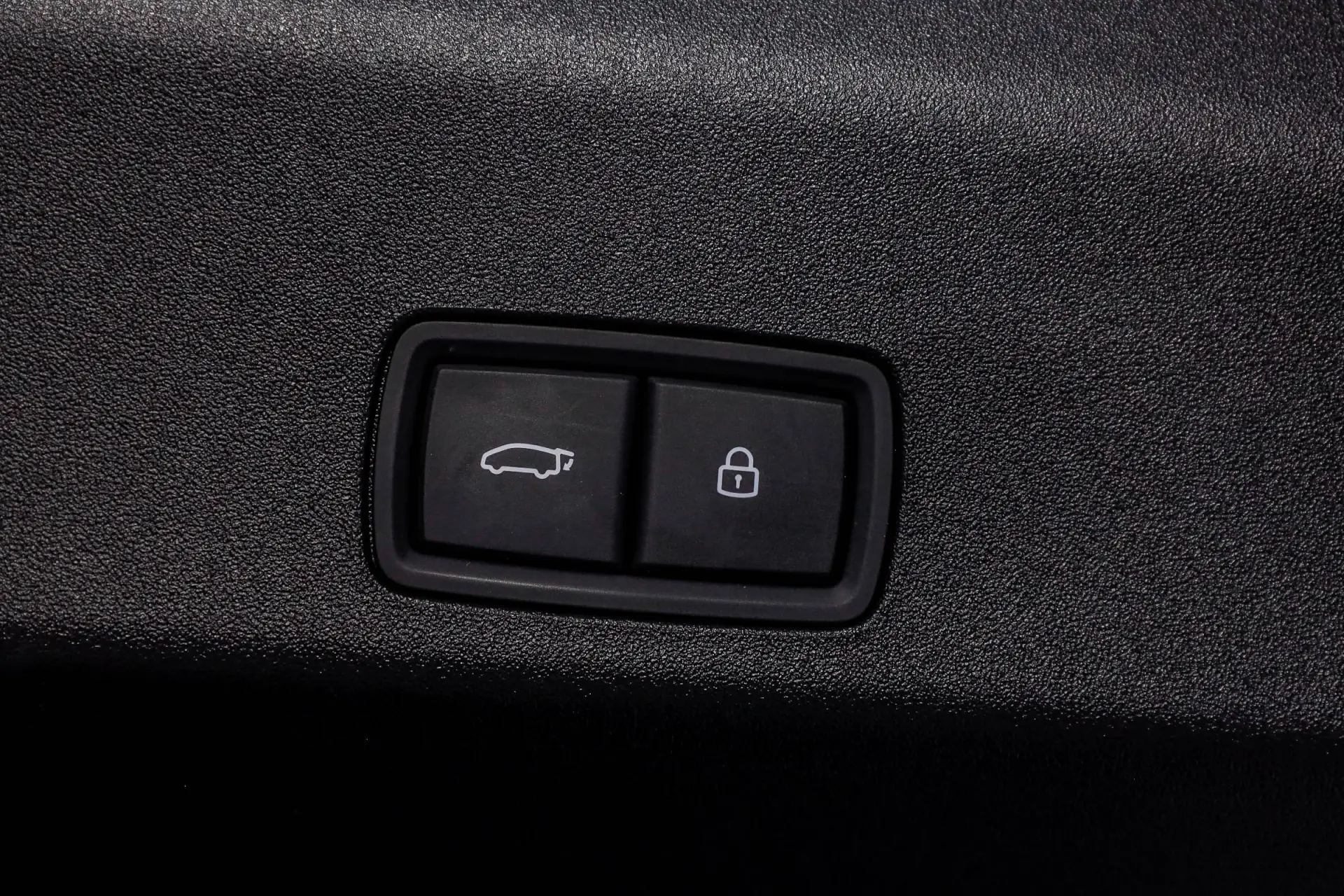 Li Auto MEGA, 2025 26