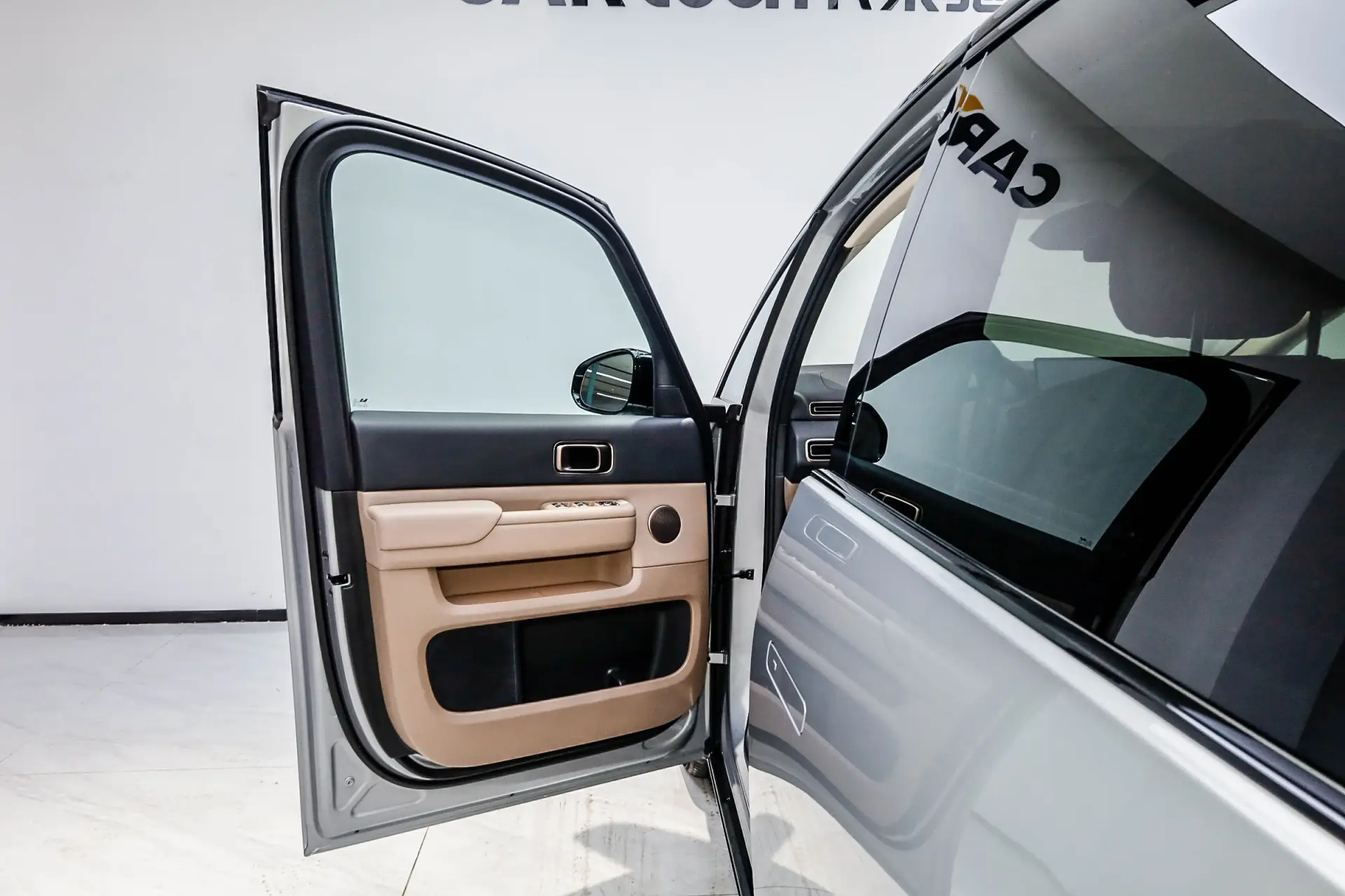 Li Auto MEGA, 2025 14