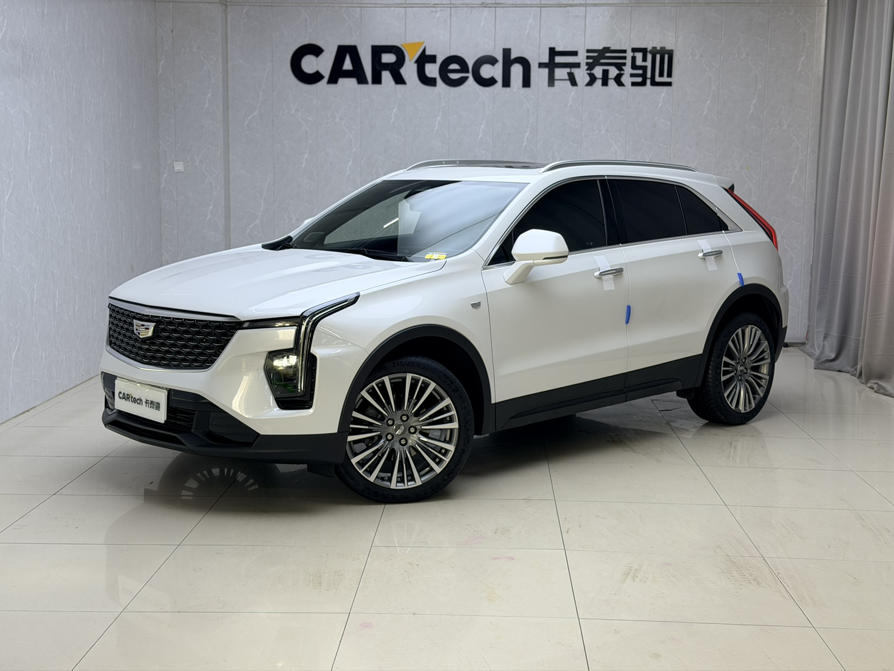 凯迪拉克XT42024款 28T 两驱尊贵型