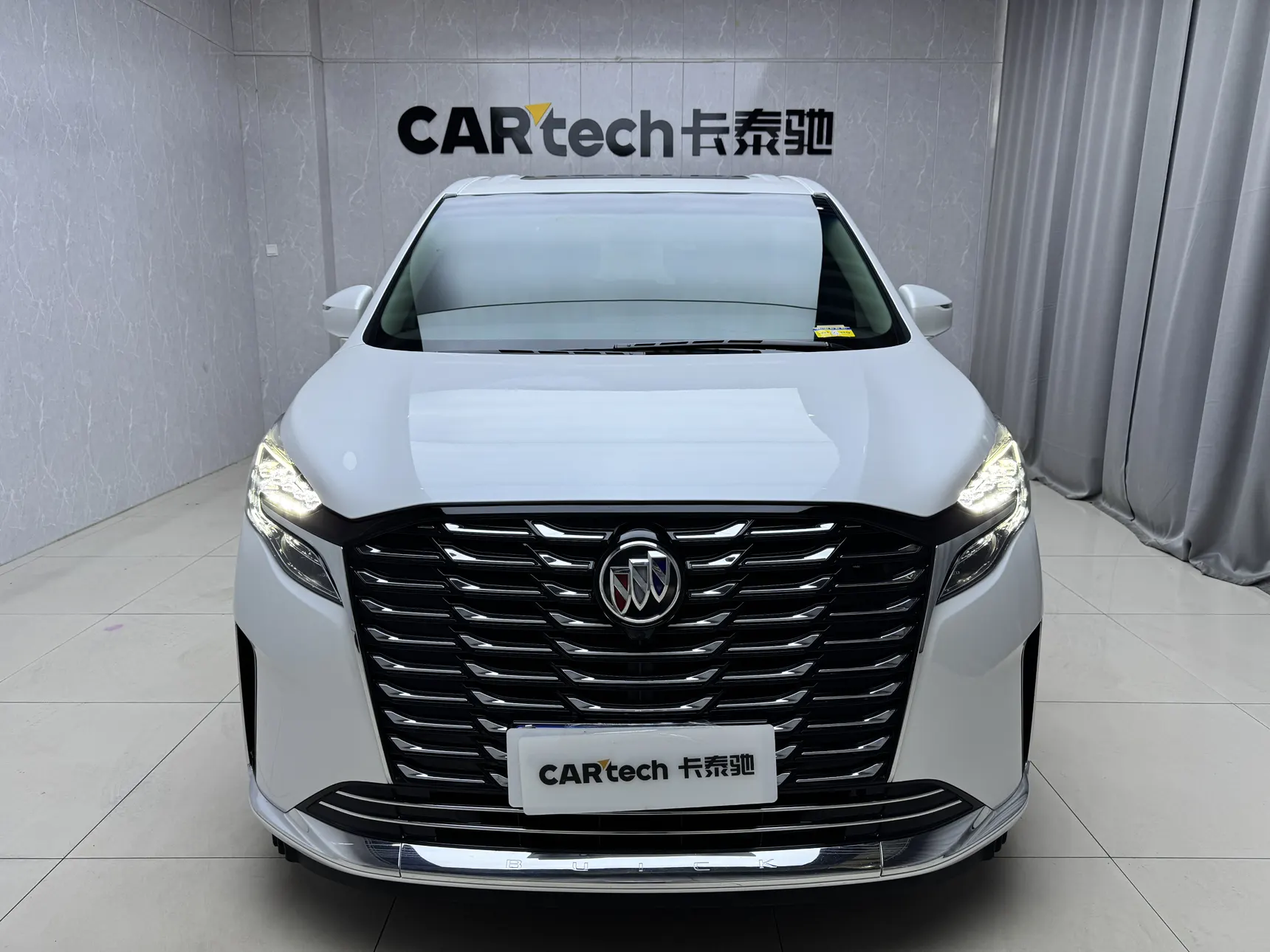 Buick GL8, 2023 3