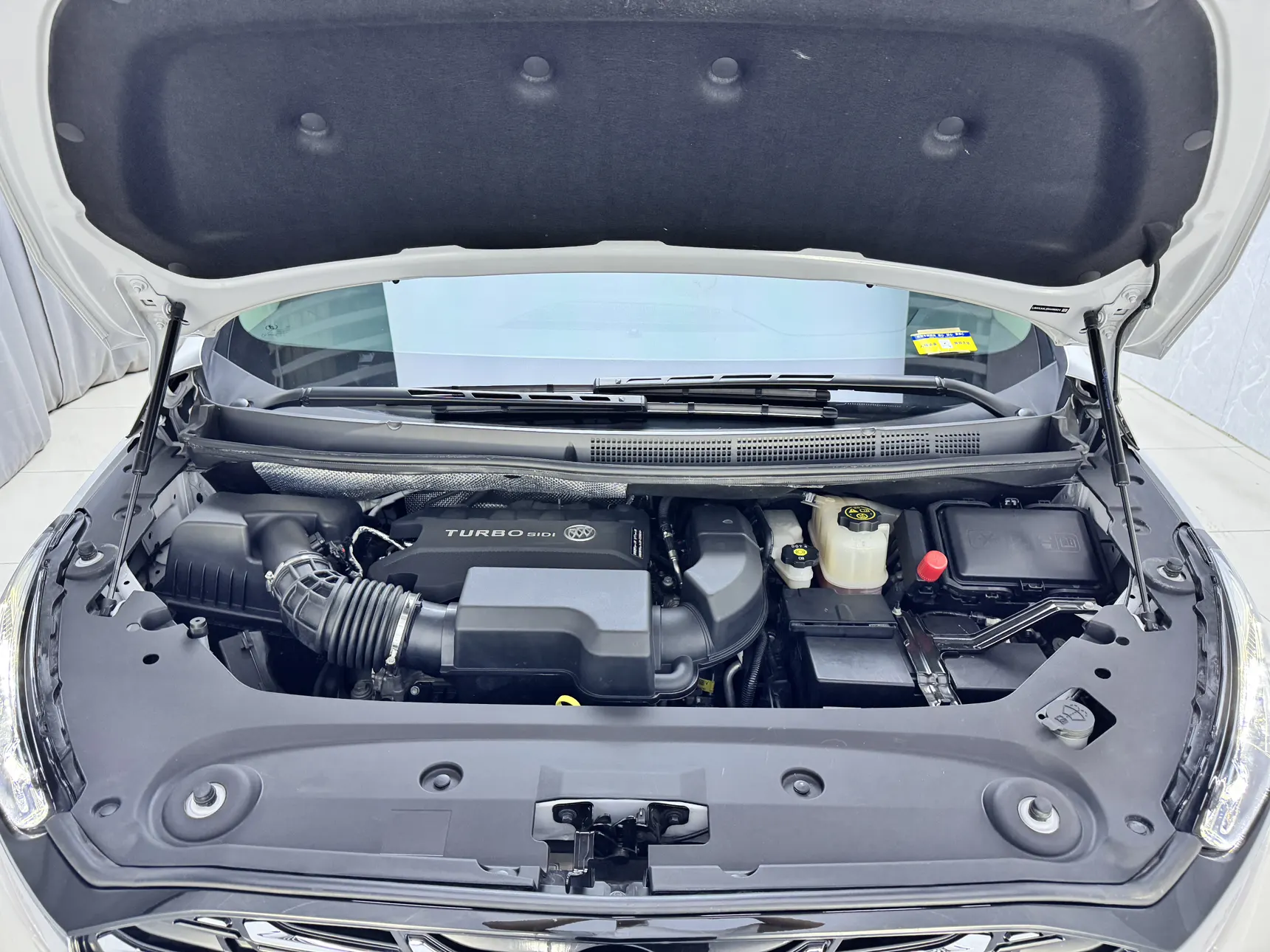 Buick GL8, 2023 7