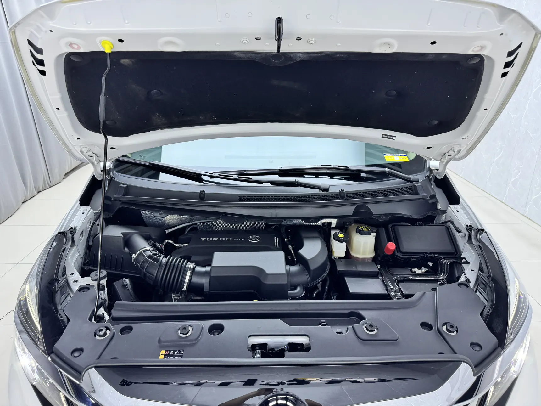 Buick GL8, 2025 8