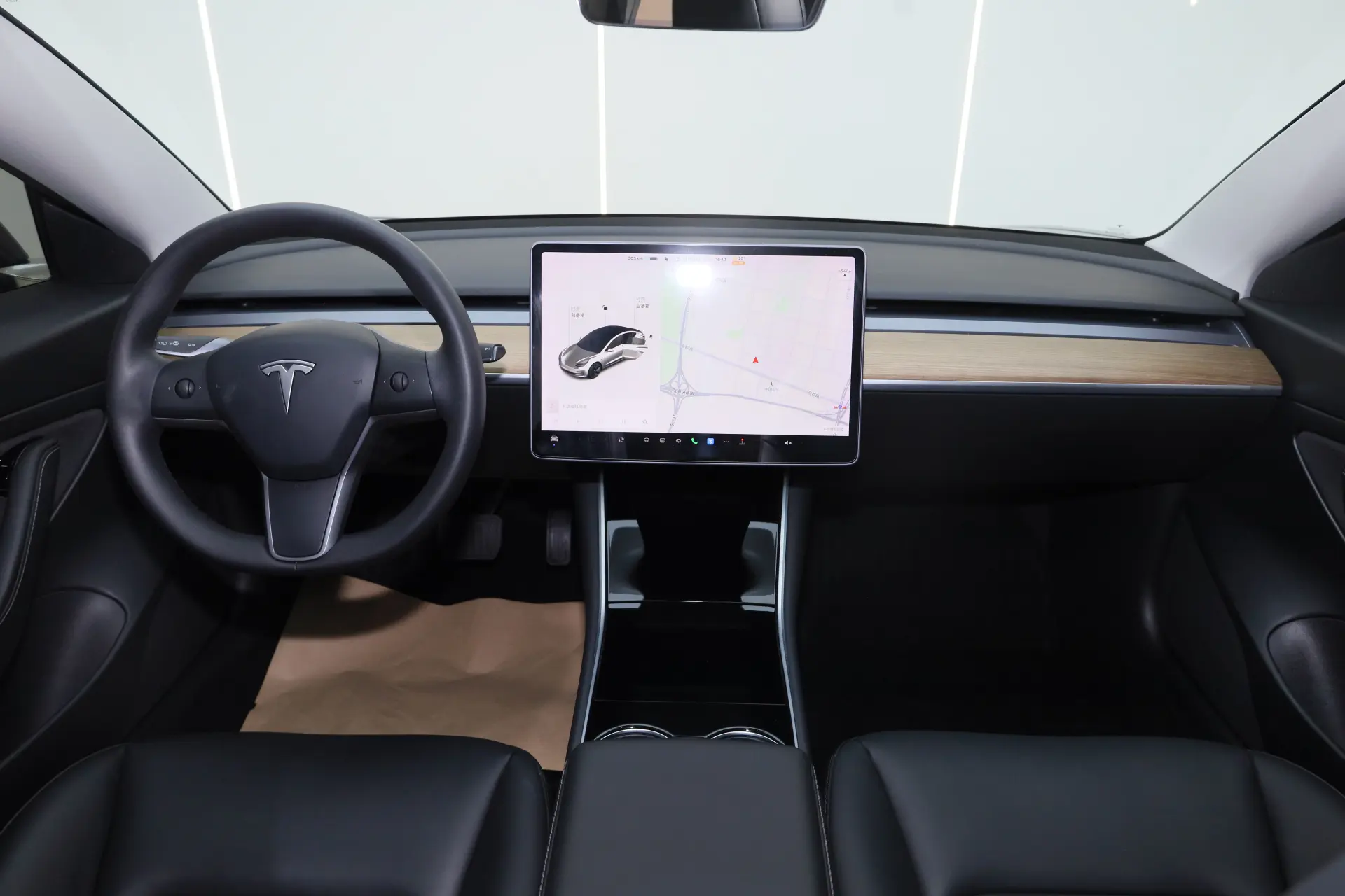 Tesla Model 3, 2020 29