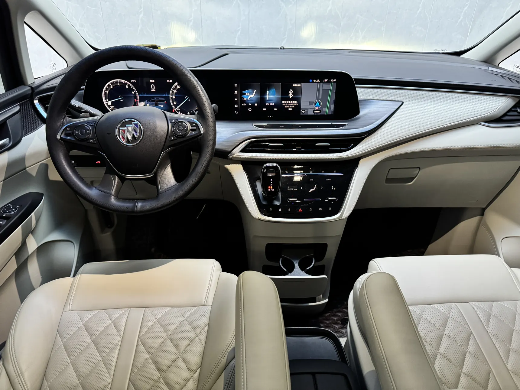 Buick GL8, 2023 10