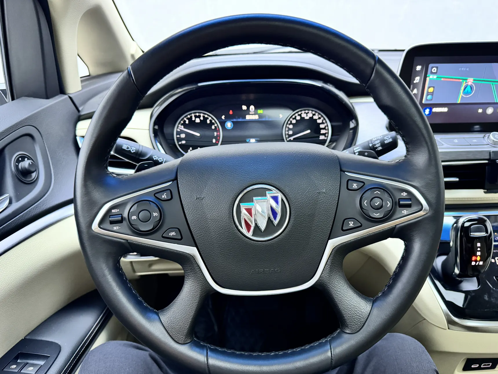 Buick GL8, 2025 11