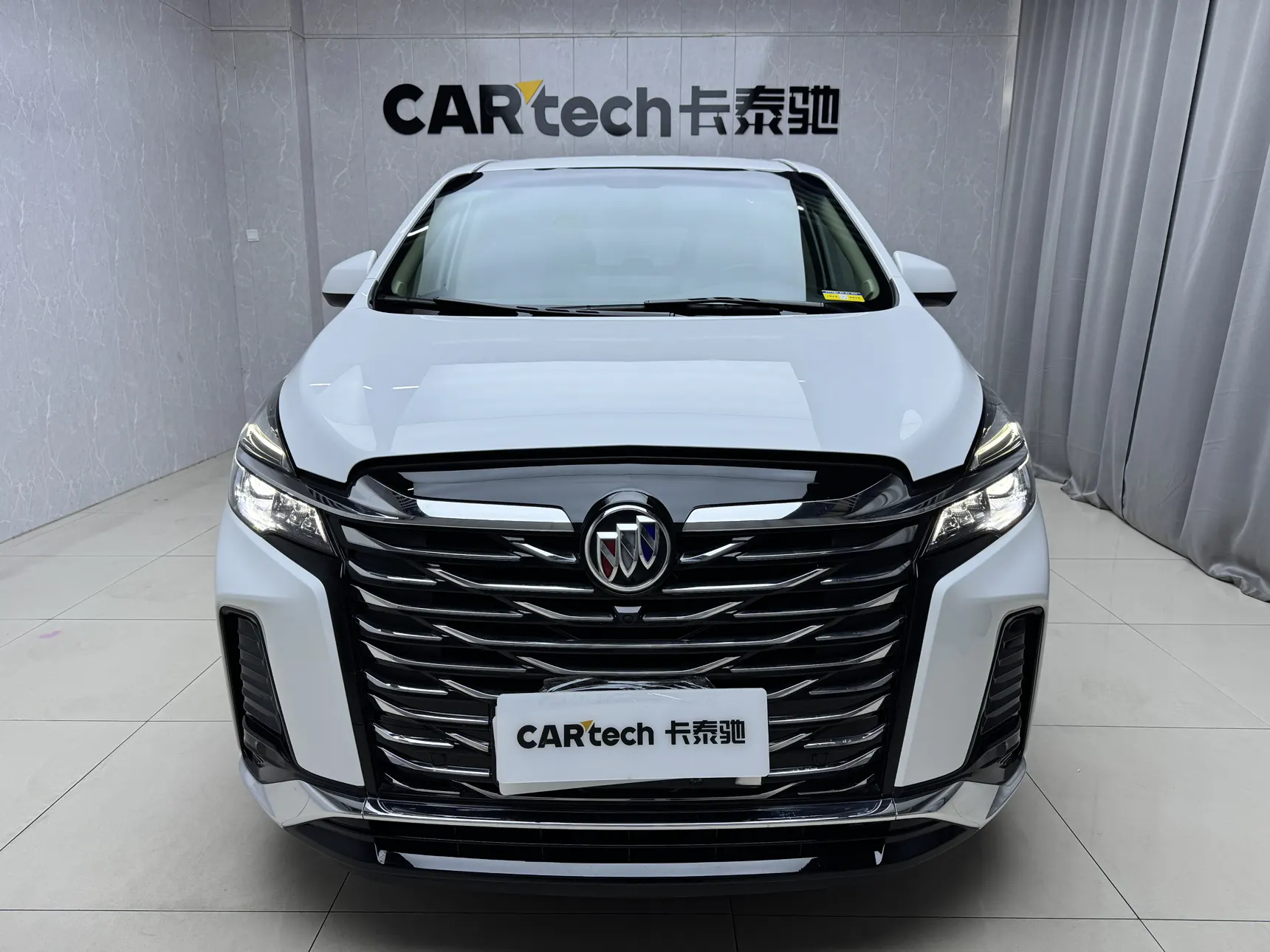 Buick GL8, 2025 3