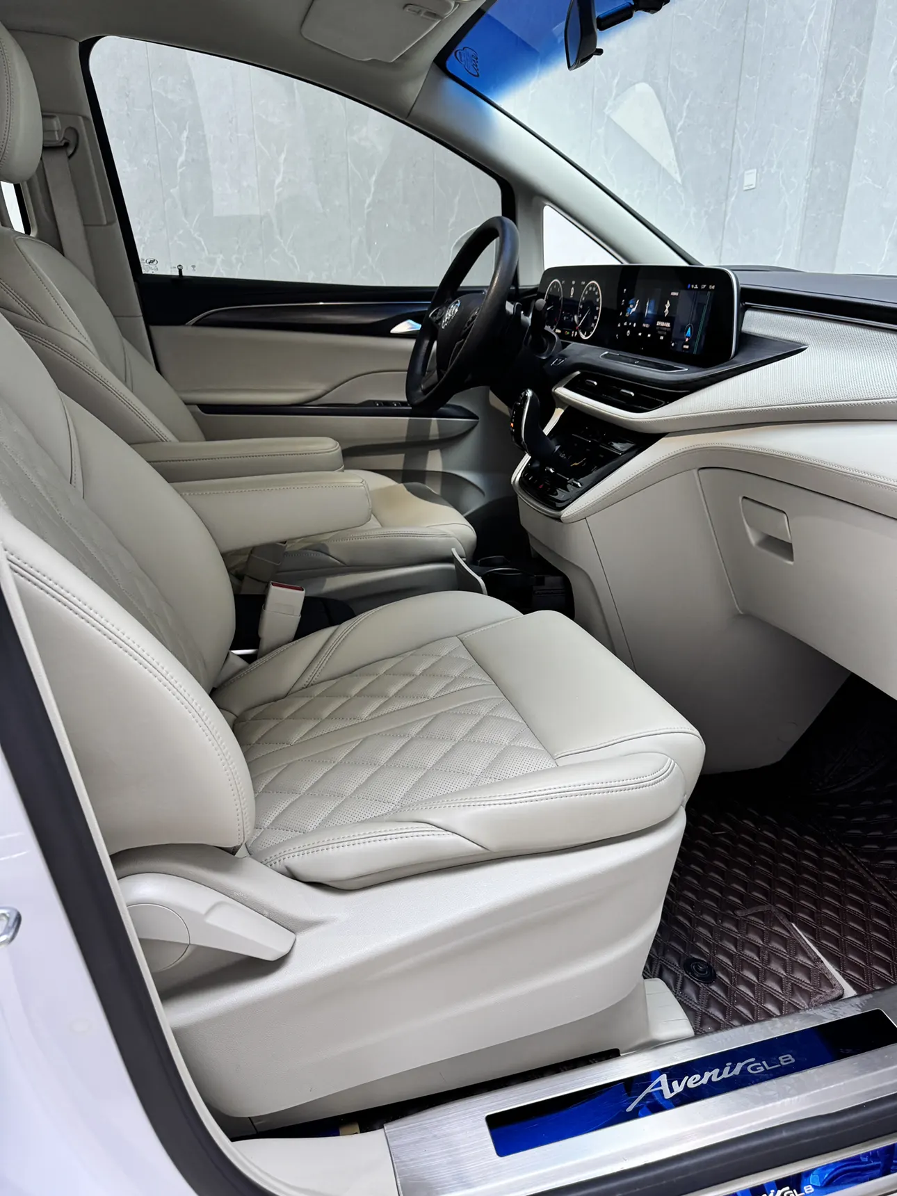 Buick GL8, 2023 15