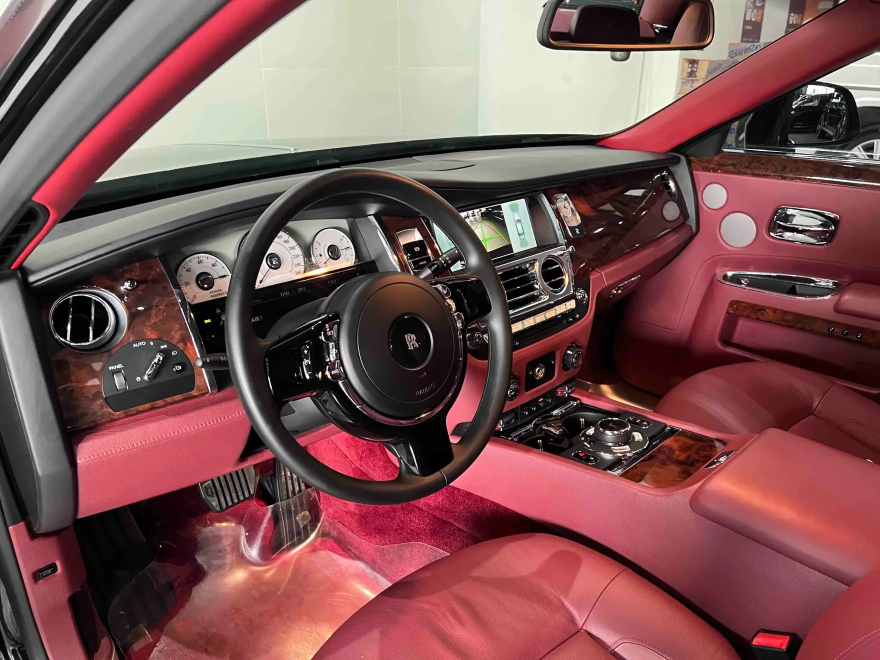 Rolls-Royce Ghost, 2014 27