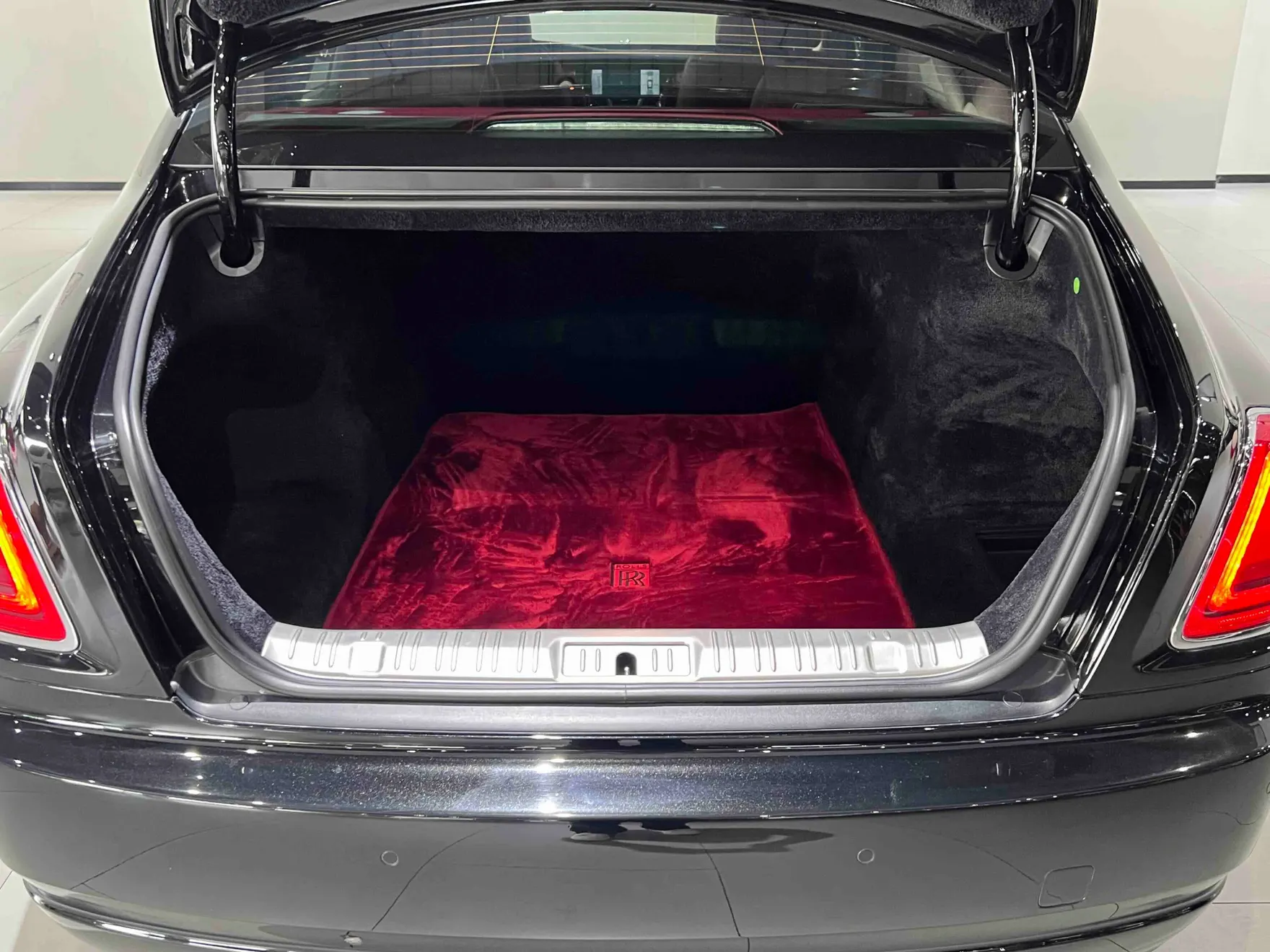 Rolls-Royce Ghost, 2014 12