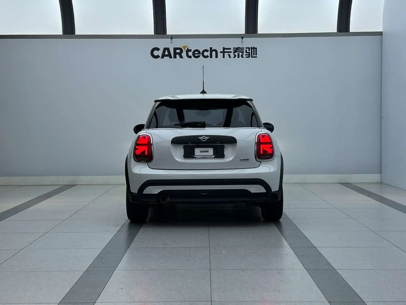 Mini ONE, 2024 3