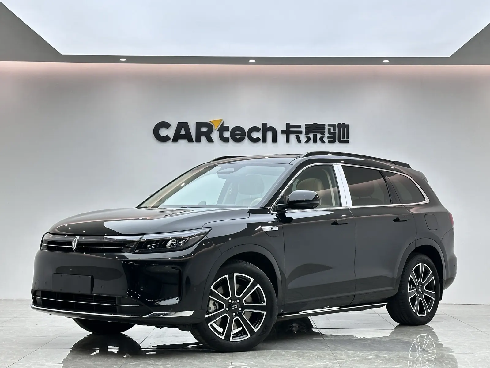 AITO M7