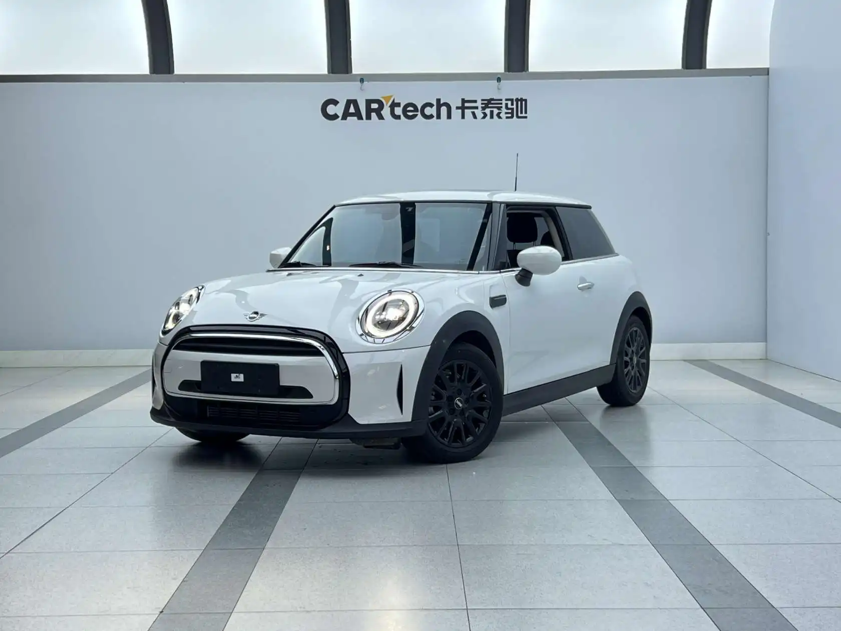Mini ONE, 2024 1