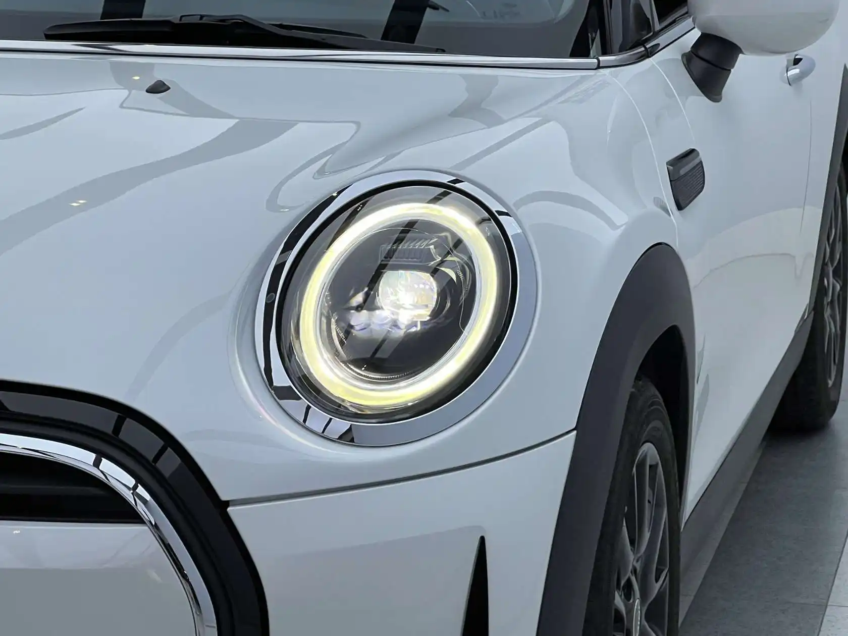 Mini ONE, 2024 6