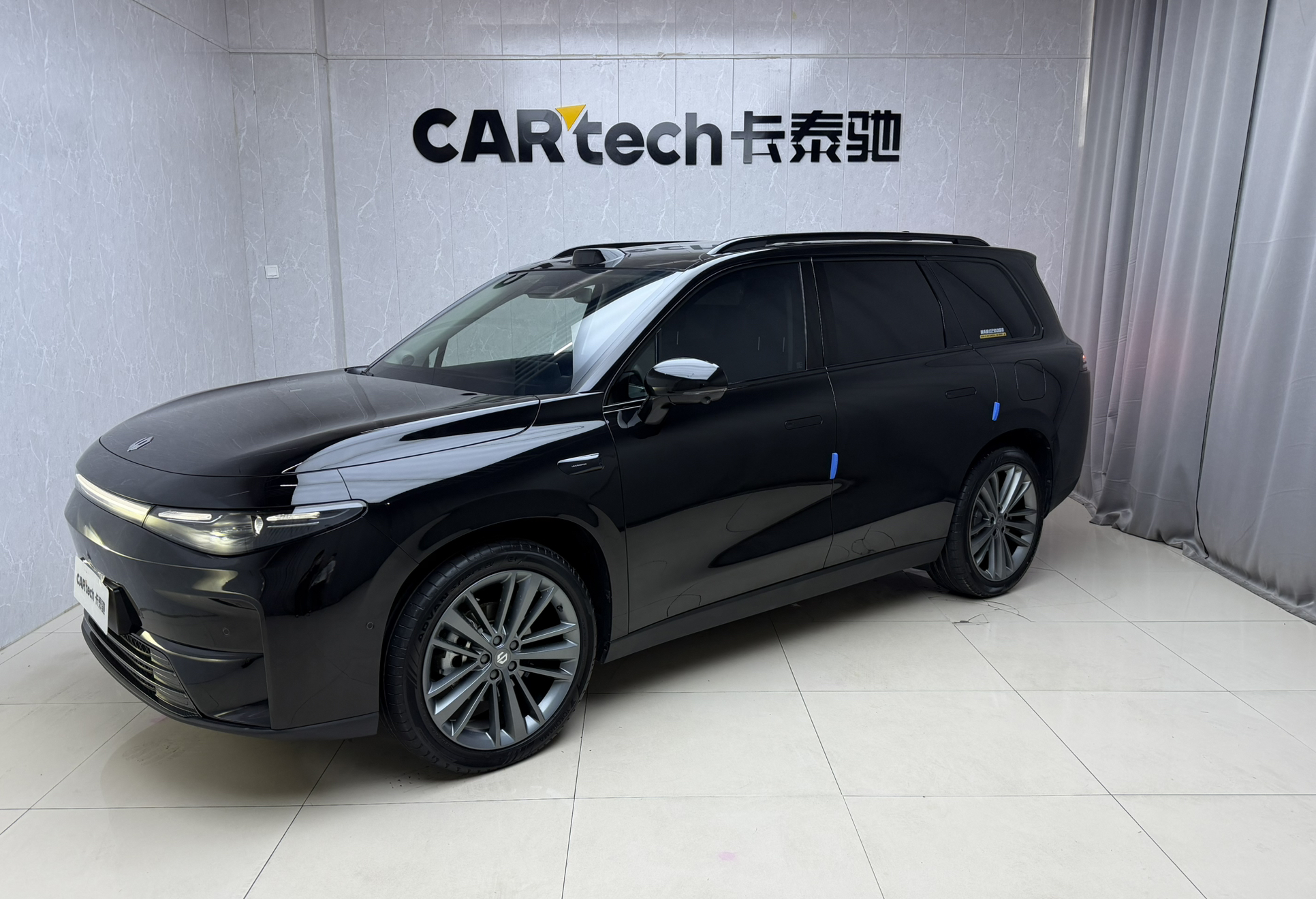 零跑C162024款 增程 200尊享版