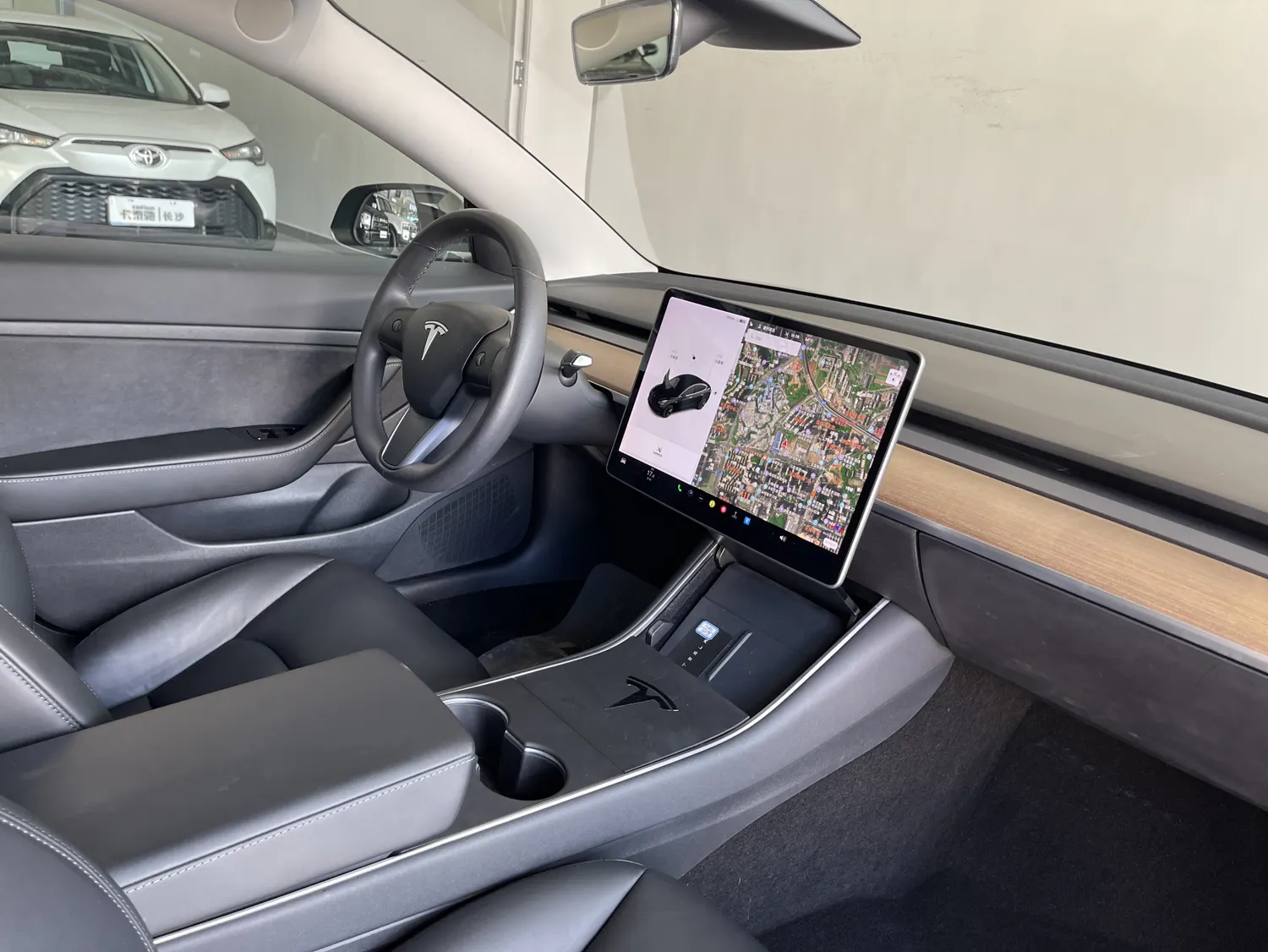 Tesla Model 3, 2020 24