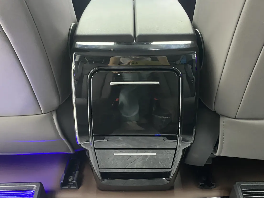 Maxus 7, 2025 23