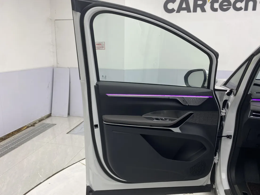 Maxus 7, 2025 16