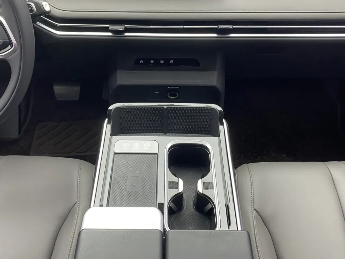 Maxus 7, 2025 22
