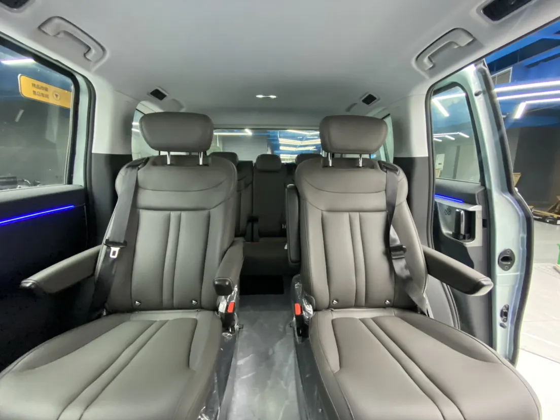 Maxus 7, 2025 21