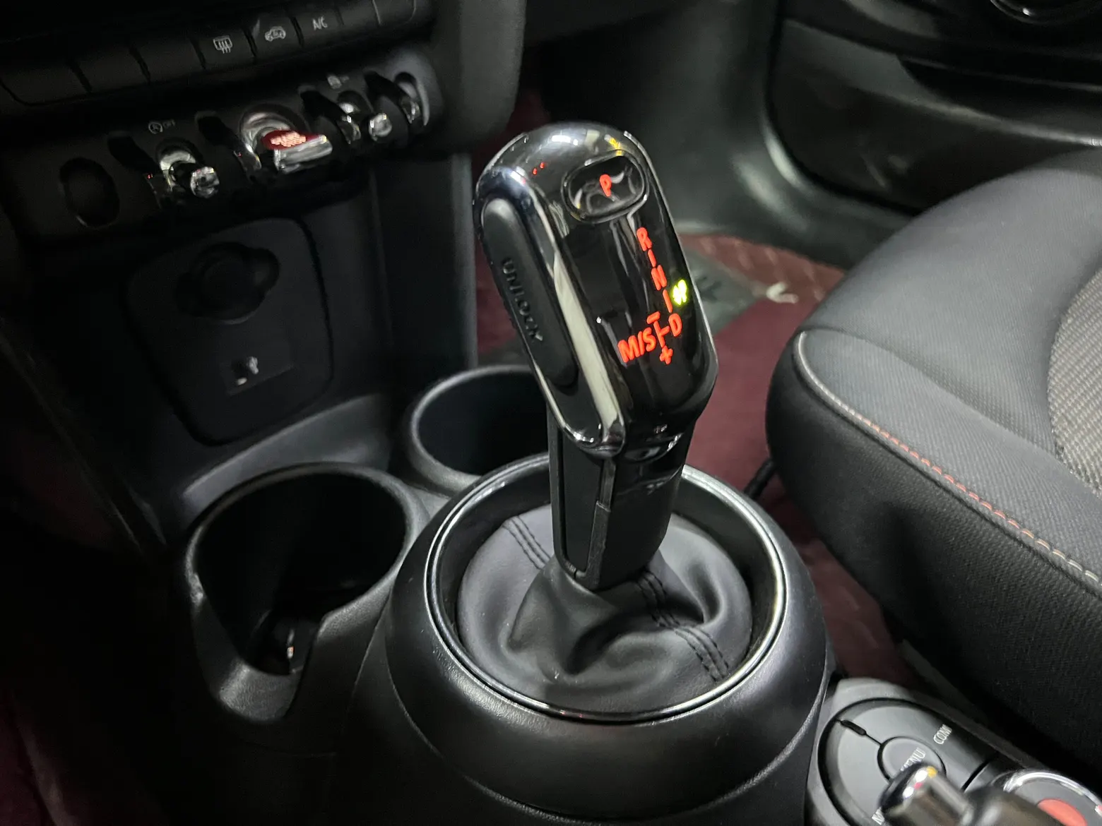 Mini ONE, 2023 18