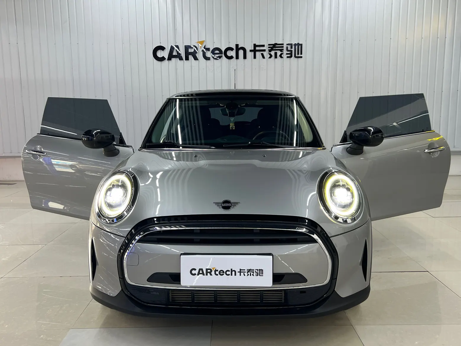 Mini ONE, 2023 8
